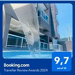 Apto novo com piscina em Ubatuba - Praia Maranduba